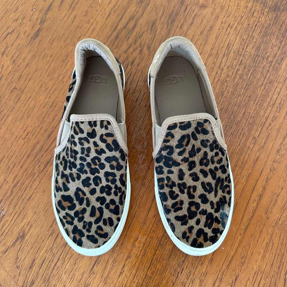 Ugg Jass Slip On Exotic Shoes Size 7
